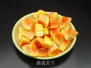 Autumn Beauty Papaya Bone Soup recipe