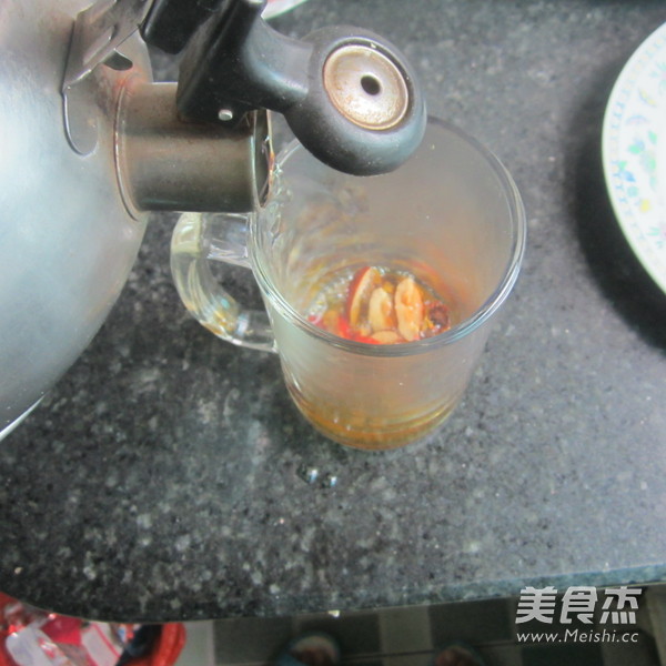 Chrysanthemum Red Date Tea recipe