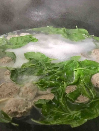 Wolfberry Leaf Beef Ball Soup recipe
