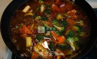 Spicy Hot Pot with Chicken Soup and Mixed Vegetables recipe