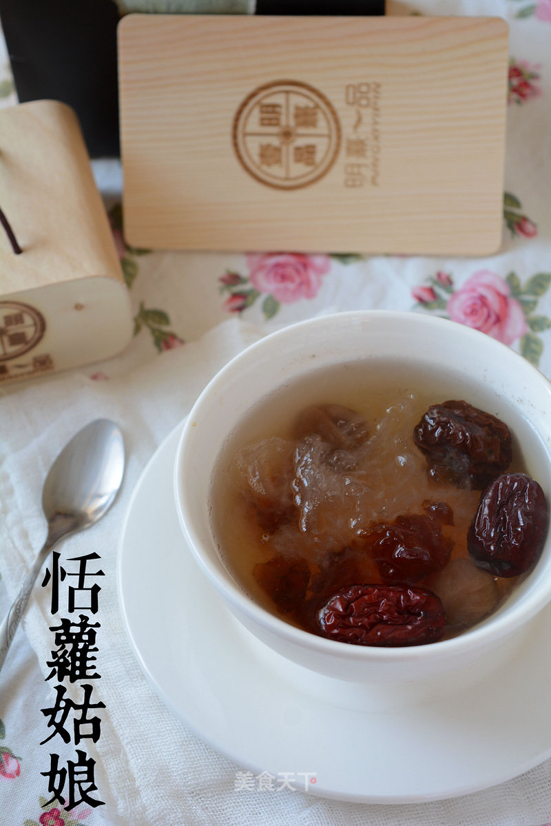 Bird's Nest Peach Gum Nourishing Soup recipe