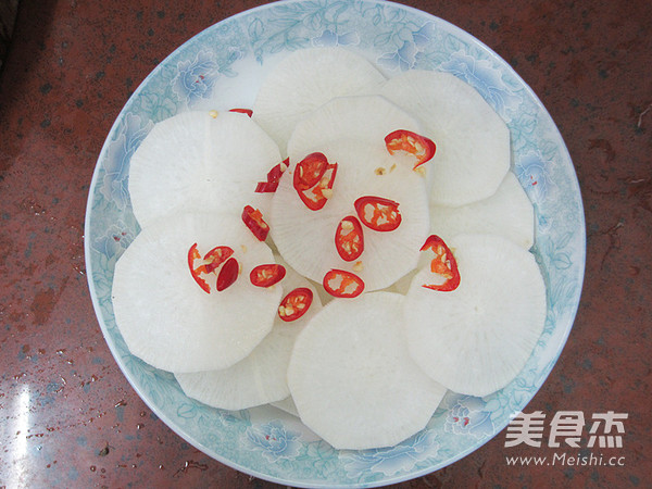 Steamed White Radish in Thick Soup recipe