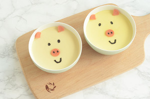 Steamed Egg Custard-defeat The Little Pig Cartoon Monster recipe