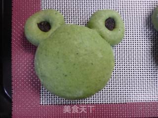 Cute Frog Spinach Burger recipe