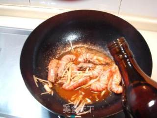 The Famous Dish of The Court and Government "luohan Prawns" recipe