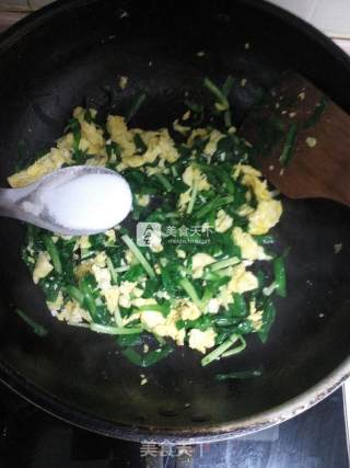 Fried Mountain Eggs with Leek recipe