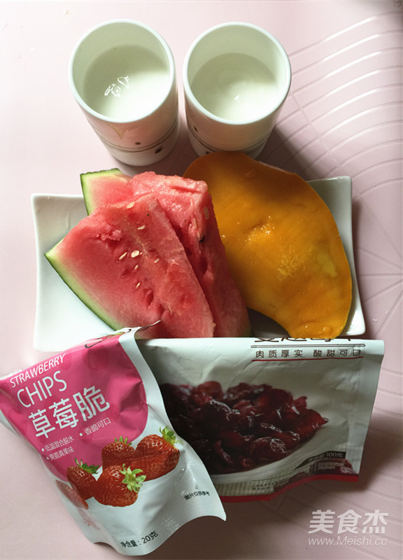 Yogurt Fruit Cup recipe