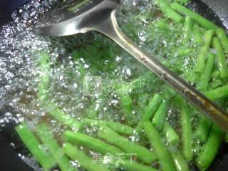 Stir-fried Plum Beans with Pickled Vegetables recipe