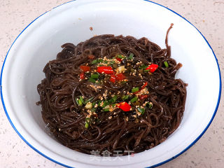 Kuaishou Dishes [cold and Sour Hot Fern Root Noodles] recipe