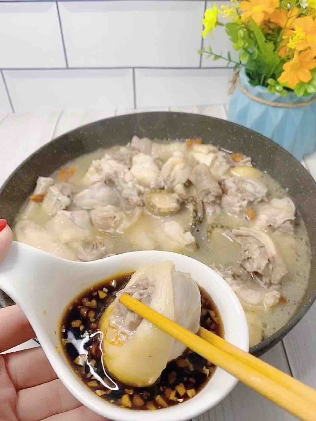 Eat Delicious Coconut Abalone Chicken at Home without Leaving Home recipe