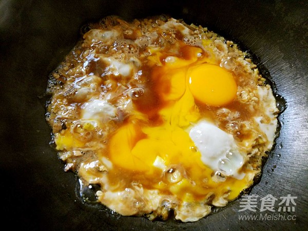 Fried Rice with Seafood and Egg recipe