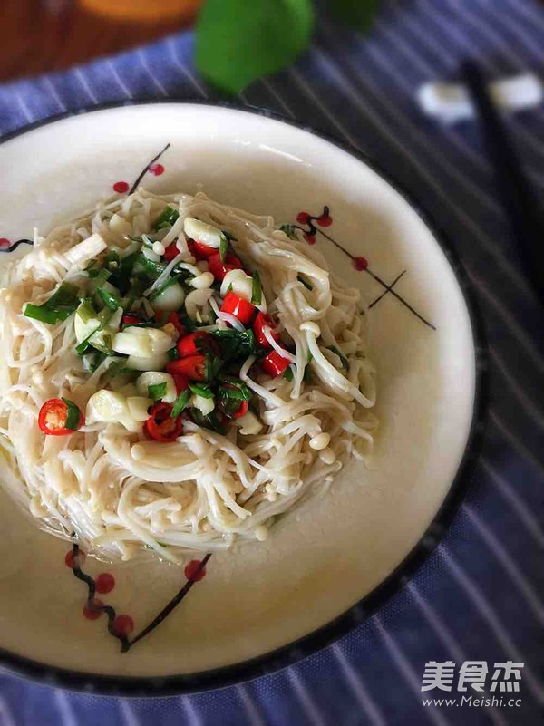 Enoki Mushroom with Scallion Oil recipe