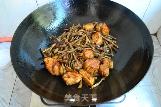 Braised Pork Belly with Dried Beans recipe