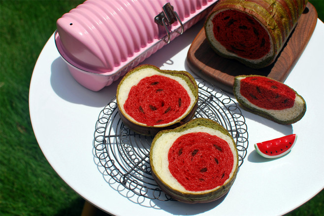 Watermelon Illustration Bread recipe