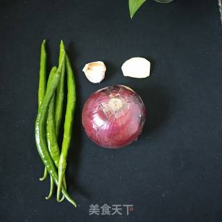 Stir-fried Shredded Pork with Onion recipe
