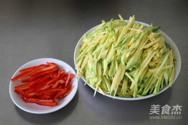 Vegetarian Stir-fried Ginger and Melon Shreds recipe