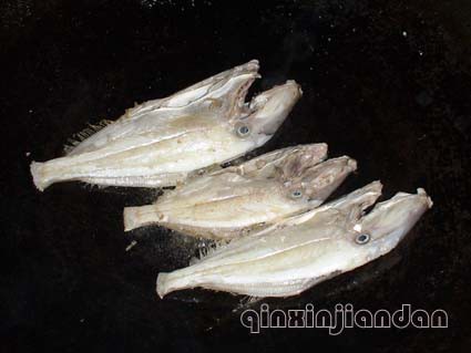 Braised Peeled Fish with Bean Sauce recipe