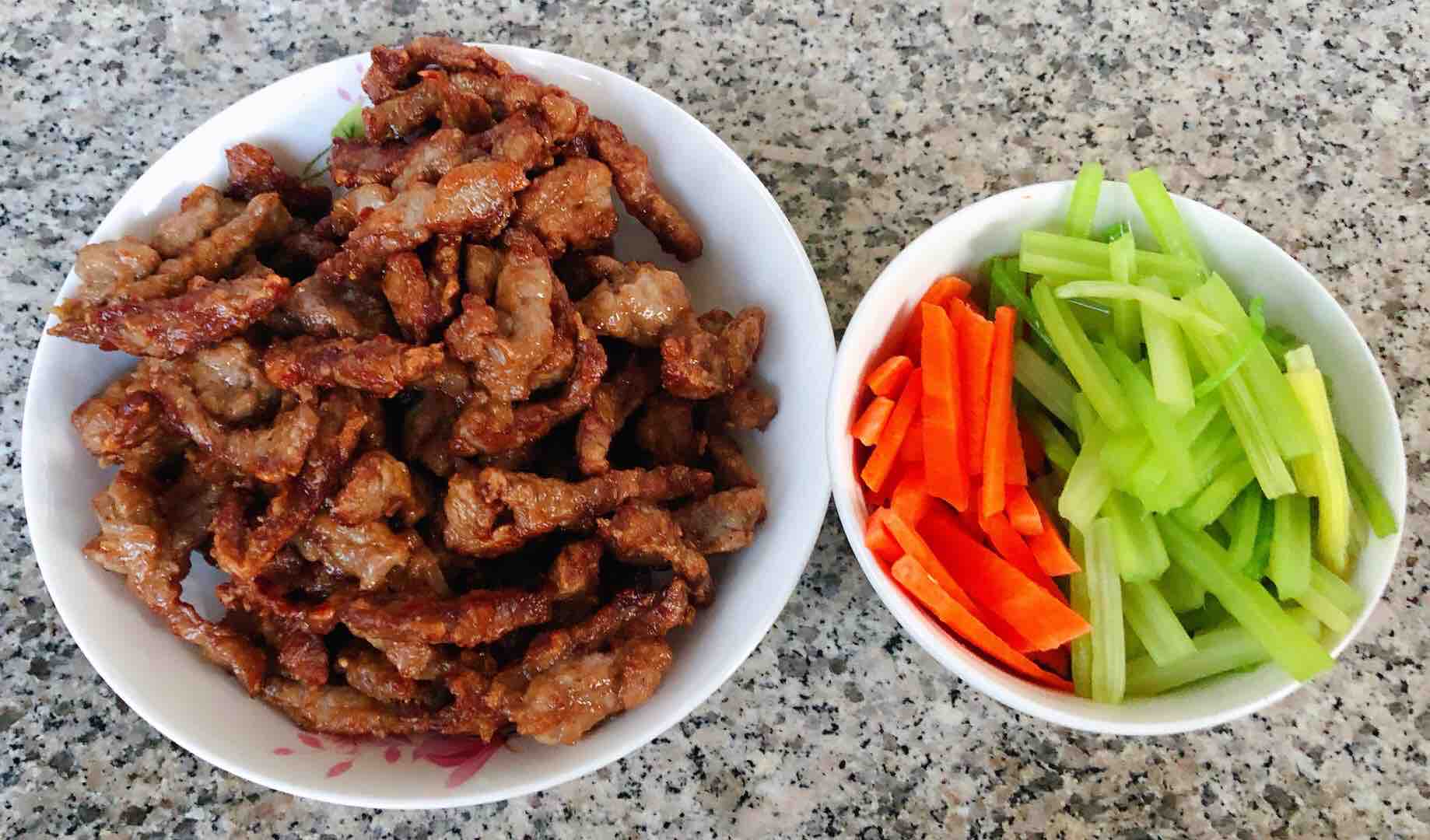 Stir-fried Celery with Crispy Beef recipe