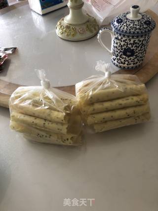 Fragrant Milk Sesame Omelet recipe