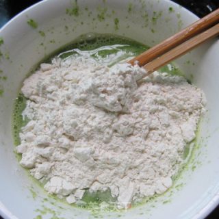 Creative Recipes for Soymilk Machine-nutritious Green Pancakes recipe