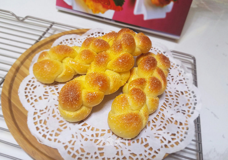 #新良first Baking Competition# Crispy Twisted Bread recipe