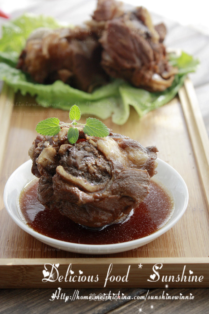 Delicious Autumn and Winter-----soy Sauce Braised Big Bones recipe