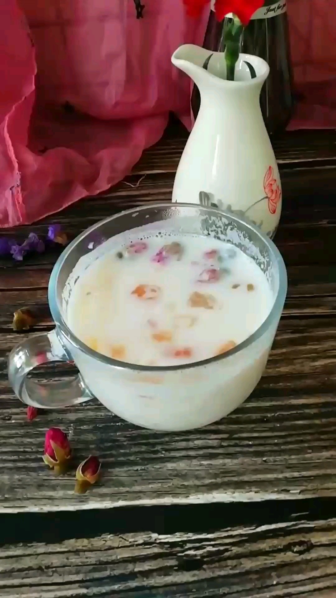 Rose Peach Gum Milk recipe