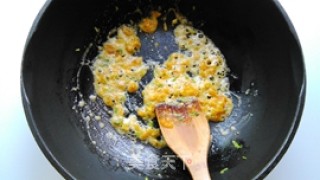 Salted Egg Yolk Braised Shrimp Tofu recipe