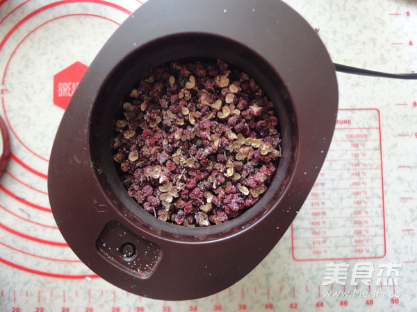 Homemade Salt and Pepper Powder recipe