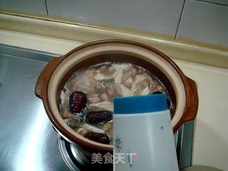 Summer Tonic "peanut Fish Head Soup" recipe