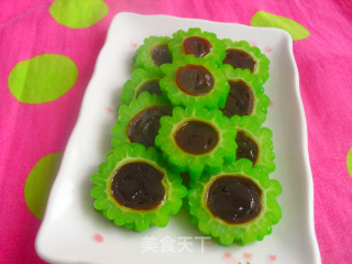 Bitter Gourd and Hawthorn Cake recipe