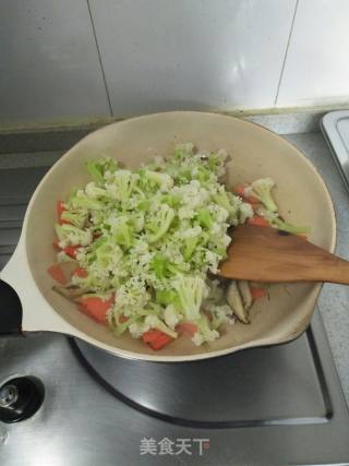 Stir-fried Organic Cauliflower with Shiitake Mushrooms recipe