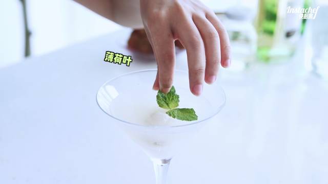 Sakura Lychee Soda & Lychee Martini recipe