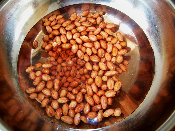 Spicy Drunkard Peanuts recipe