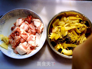 Fried Duck with Sauerkraut recipe