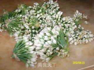 The Season is The Most Popular-chive Flowers recipe