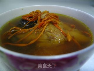 A Beautiful Soup for Strengthening Physique and Improving Immunity-mushroom Cordyceps Flower Chicken Soup recipe