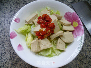 Small Vegetarian Chicken with Lettuce recipe