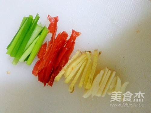 Colorful Lime Xiangtile Huazi Fish recipe