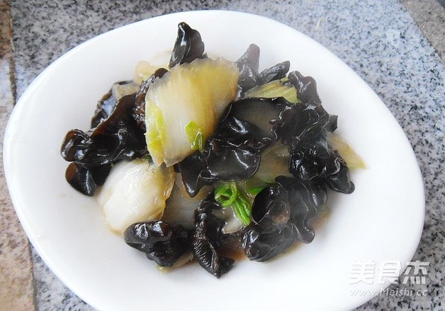 Stir-fried Black and White Dishes recipe