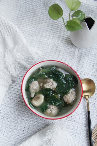 Spinach and Mushroom Meatball Soup recipe