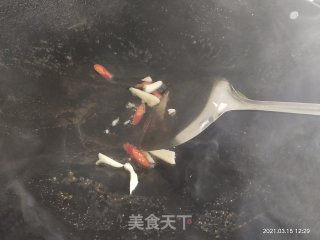 Spicy Stir-fried Water Spinach recipe