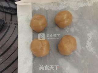 Mooncakes with Egg Yolk and Lotus Seed Paste recipe