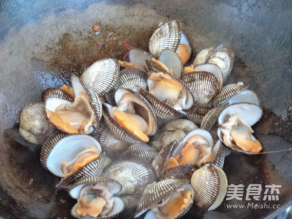 Spicy Clams recipe