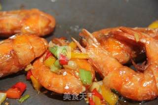 Stir-fried White Shrimp with Fresh Peppers recipe