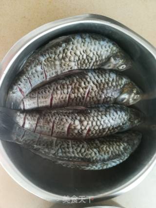 Home-cooked Crucian Carp recipe