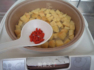 Apple Tremella Soup recipe