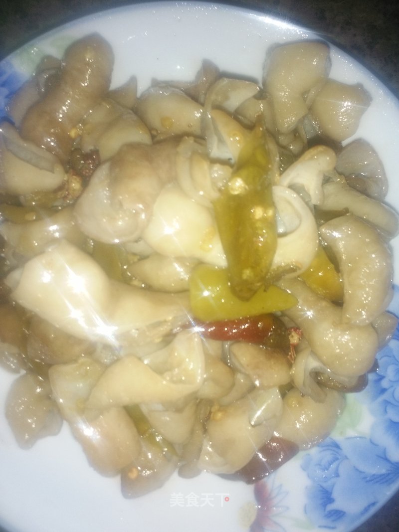 Stir-fried Pork Intestines with Pickled Peppers recipe