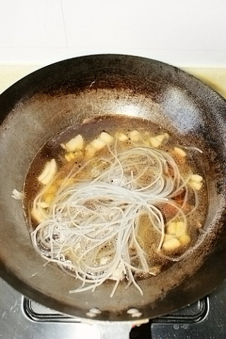 Braised Pork Belly with Moss Vermicelli recipe