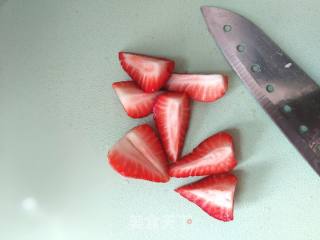 Bread Strawberry Salad recipe